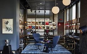 Moxy Minneapolis Uptown